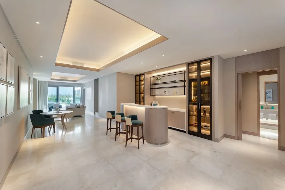 Two Bedroom Pool Party Suite with XL Pool