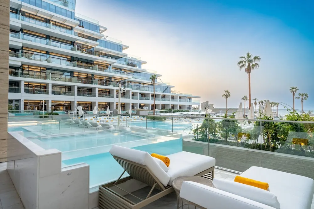 Two Bedroom Pool Party Suite with XL Pool