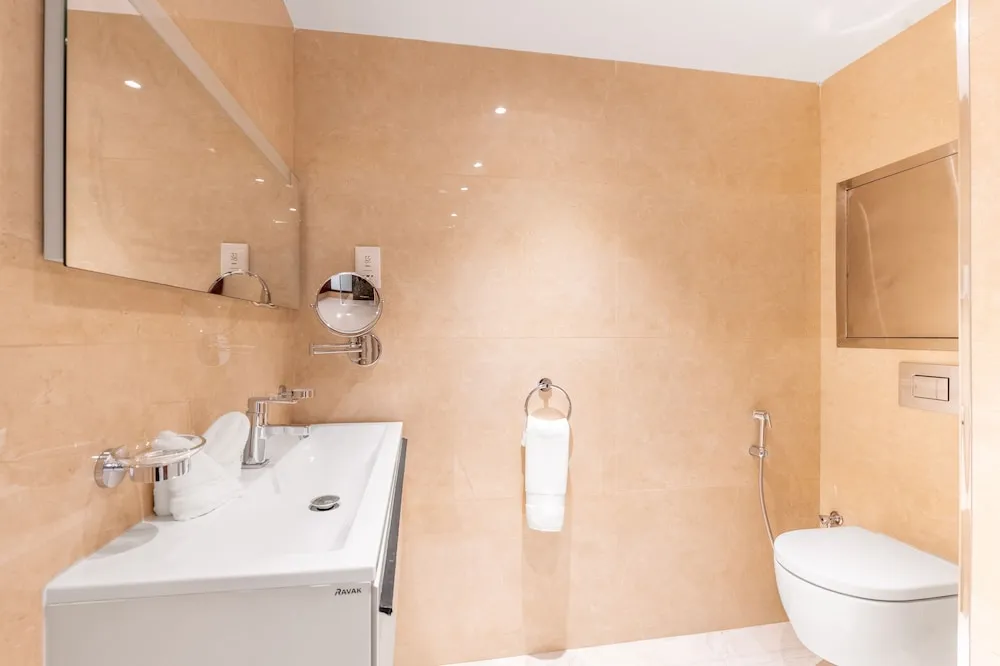 Exclusive Apart Daire, 3 Yatak Odası, Deniz Manzaralı, Denize Sıfır