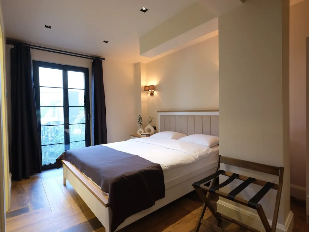 Standard Tek Büyük veya İki Ayrı Yataklı Oda