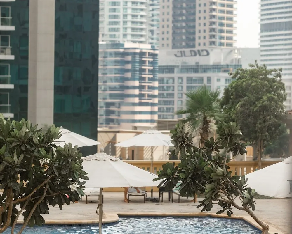 Süit, Havuz Manzaralı