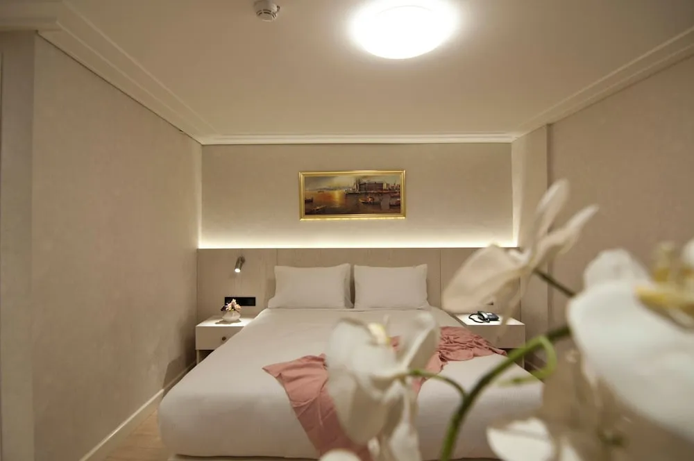 Economy Tek Büyük Yataklı Oda