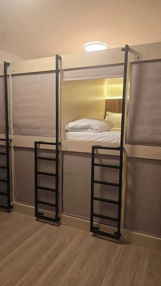 Bunk bed in Mixed Deluxe Shared Dormitory, Beach View