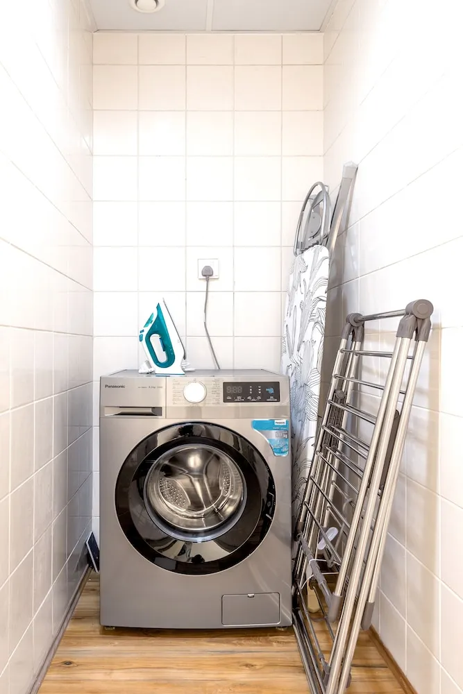 Deluxe 2BR Apartment plus maids room - Sea View