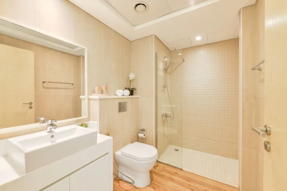 Deluxe 2BR Apartment plus maids room - Sea View