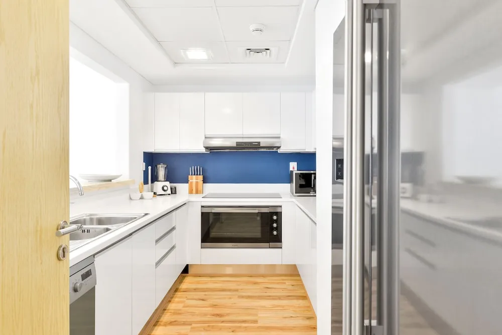 Deluxe 2BR Apartment plus maids room - Sea View