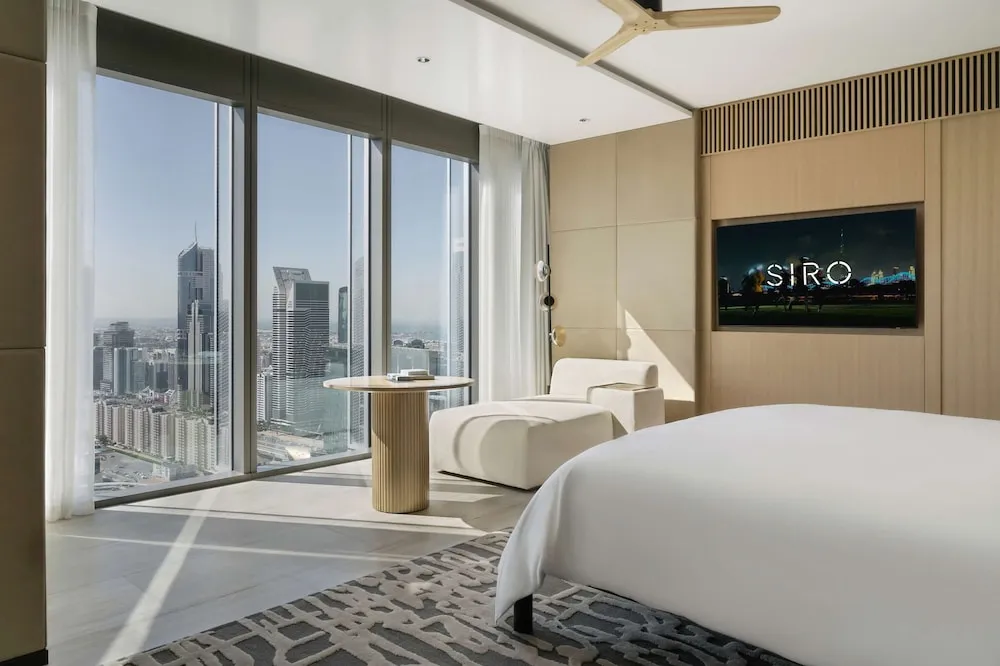 SIRO Recovery Suite - personal training session with recovery massage