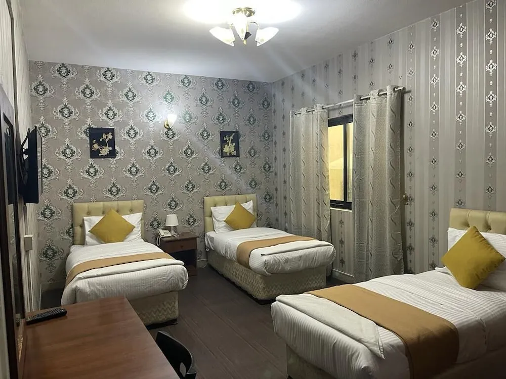Standard Üç Kişilik Oda