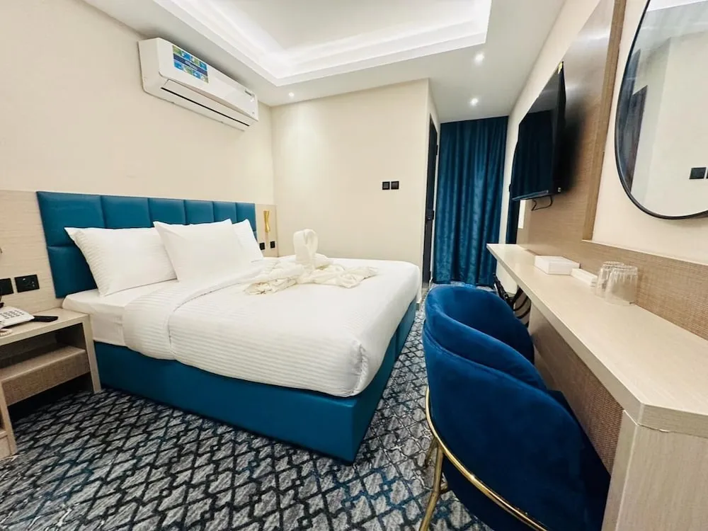 Standard Tek Büyük veya İki Ayrı Yataklı Oda