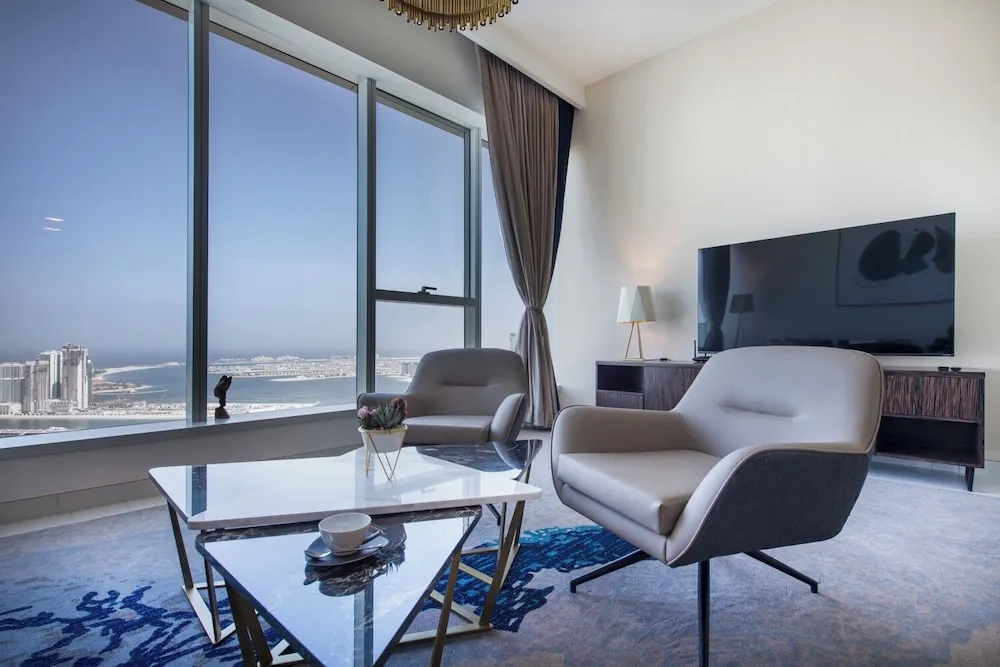 Superior Apart Daire, Deniz Manzaralı