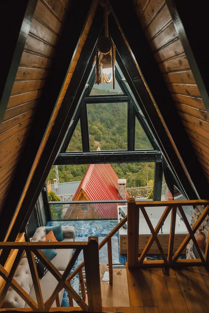 Jakuzili Somineli Suite Bungalov-6