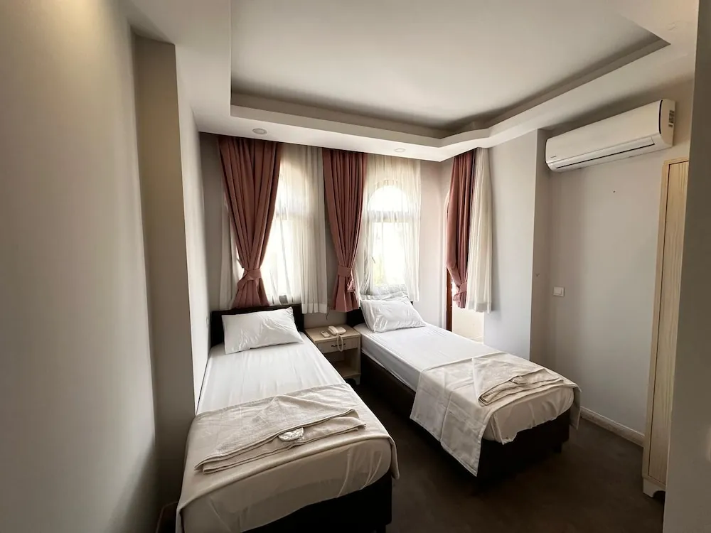 Classic Oda, Balkon, Kısmi Deniz Manzaralı
