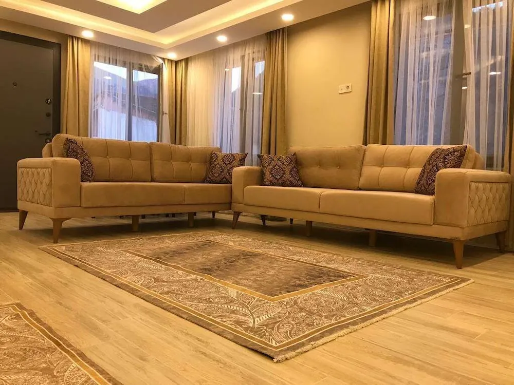 Villa, Göl Manzaralı