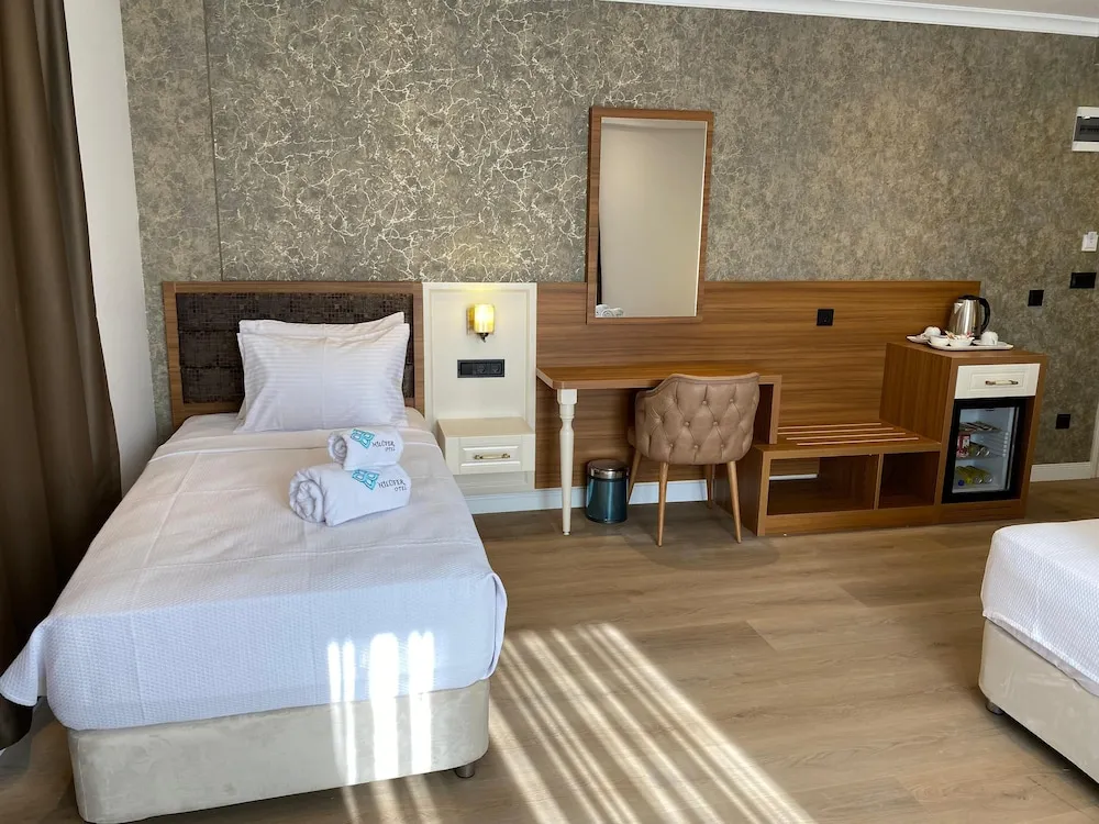 Üç Kişilik Oda, Birden Çok Yatak, Şehir Manzaralı