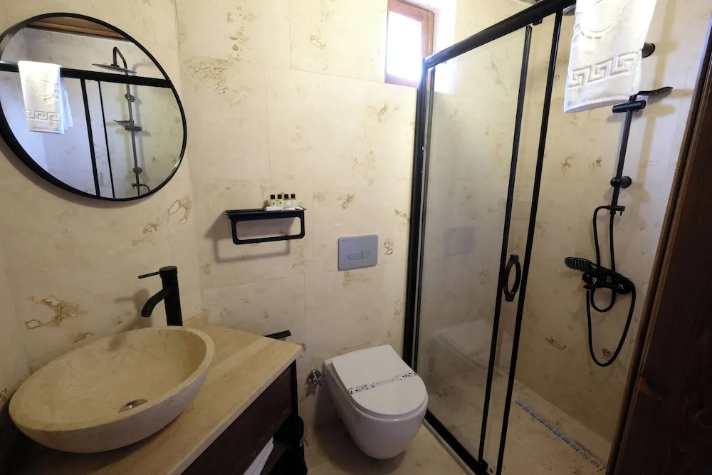 Economy Tek Büyük Yataklı Oda