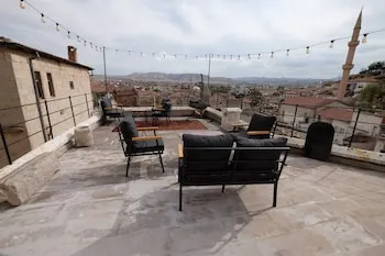 Arkeles Suites