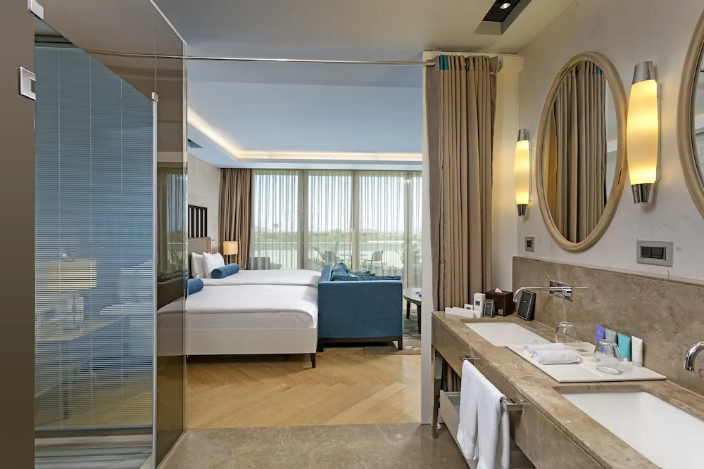 Deluxe Twin Room with Garden View