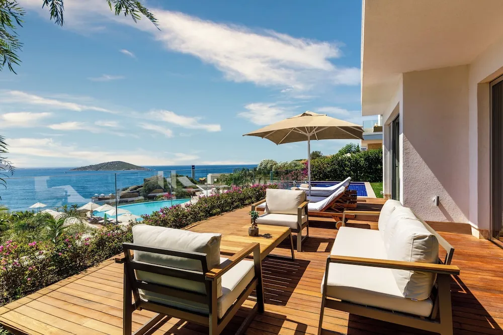 Executive Villa with Private Pool