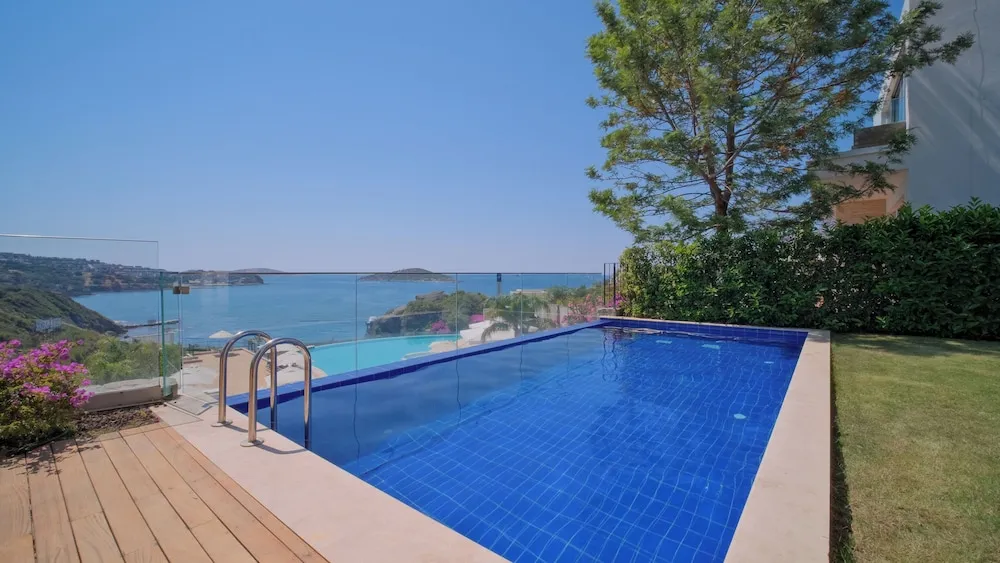 Executive Villa with Private Pool