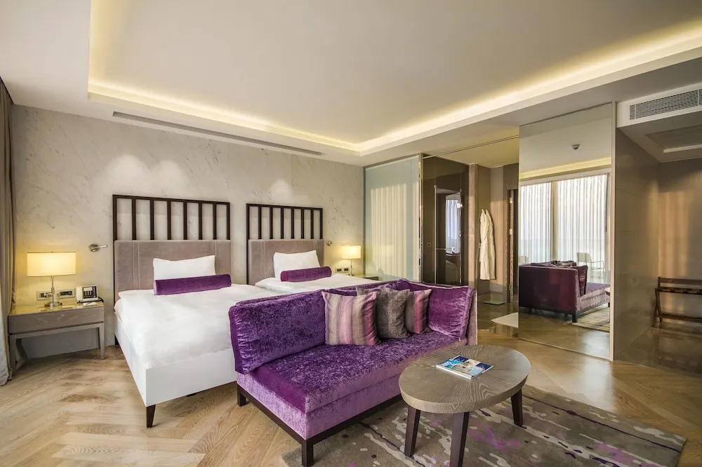 Executive Two Bedroom Suite