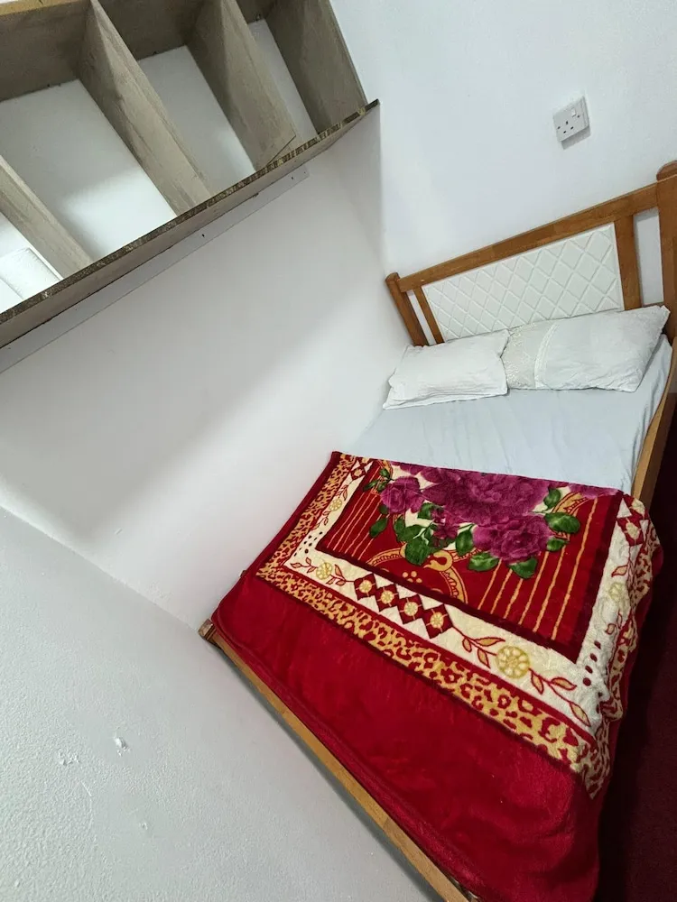 Economy Tek Büyük Yataklı Oda