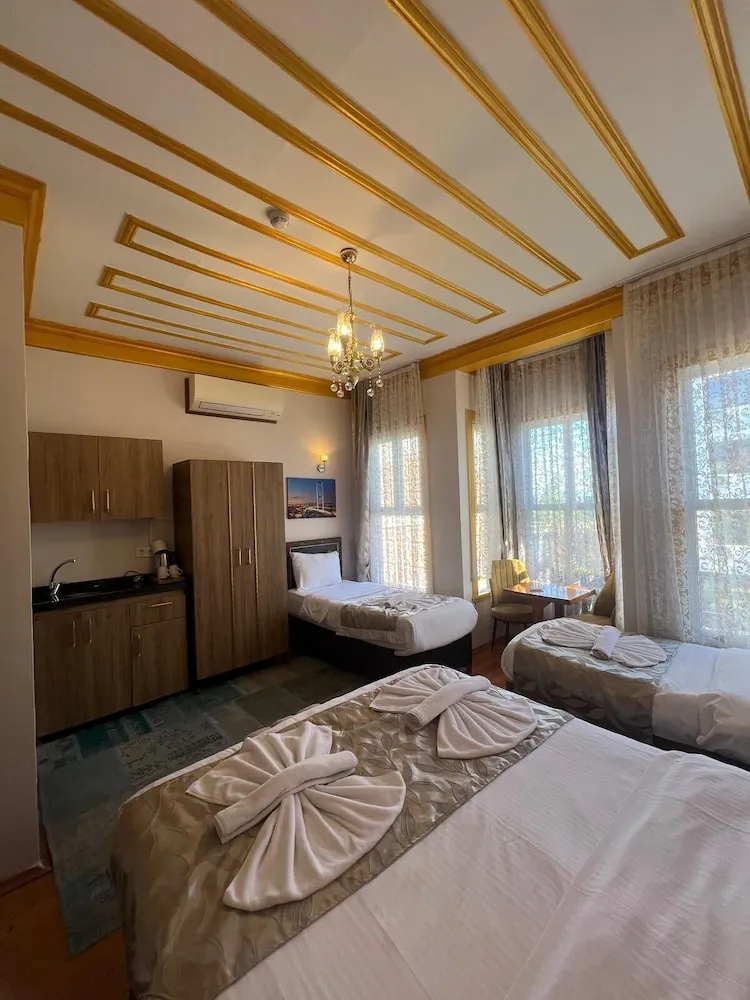 Family Dört Kişilik Oda, Şehir Manzaralı