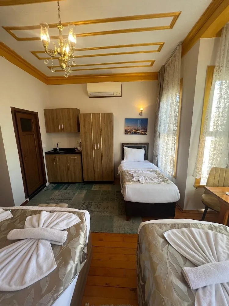 Family Dört Kişilik Oda, Şehir Manzaralı