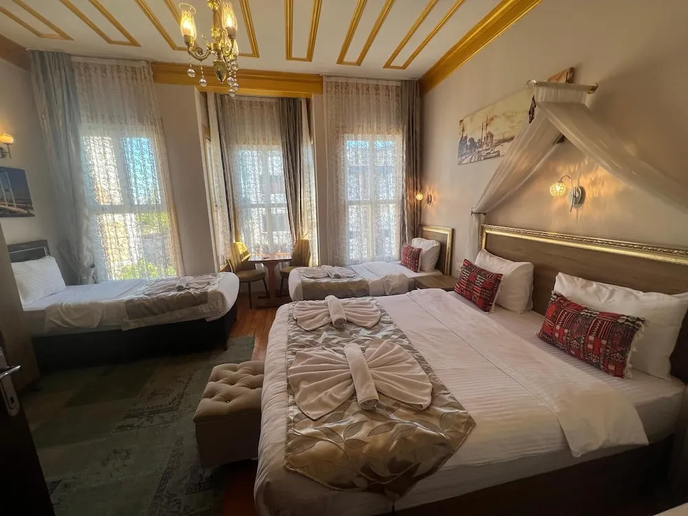 Family Dört Kişilik Oda, Şehir Manzaralı