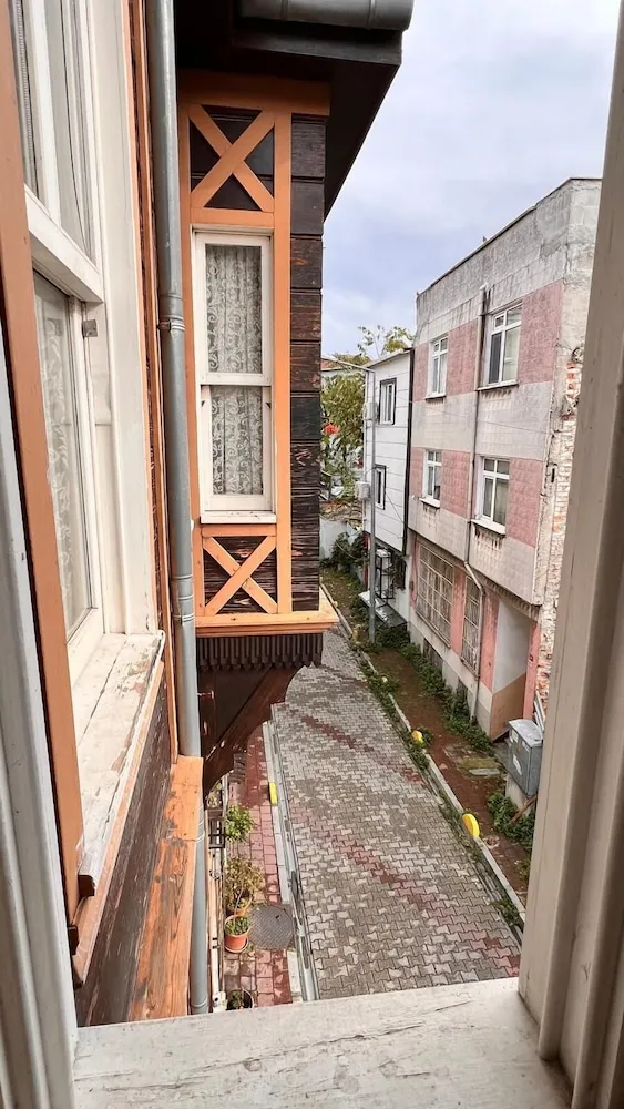 Family Dört Kişilik Oda, Şehir Manzaralı