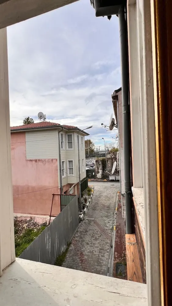 Family Dört Kişilik Oda, Şehir Manzaralı