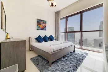 GreenFuture - Downtown View, High Rise Luxurious Studio