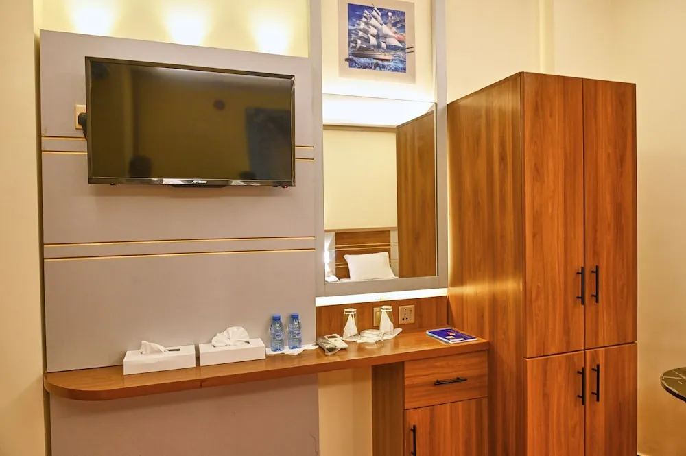 Standard Üç Kişilik Oda, Şehir Manzaralı