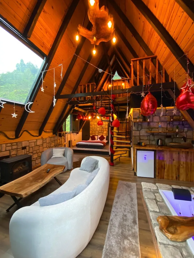 Deluxe Bungalov, Nehir Manzaralı