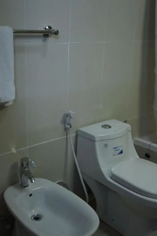 City Tek Büyük Yataklı Oda