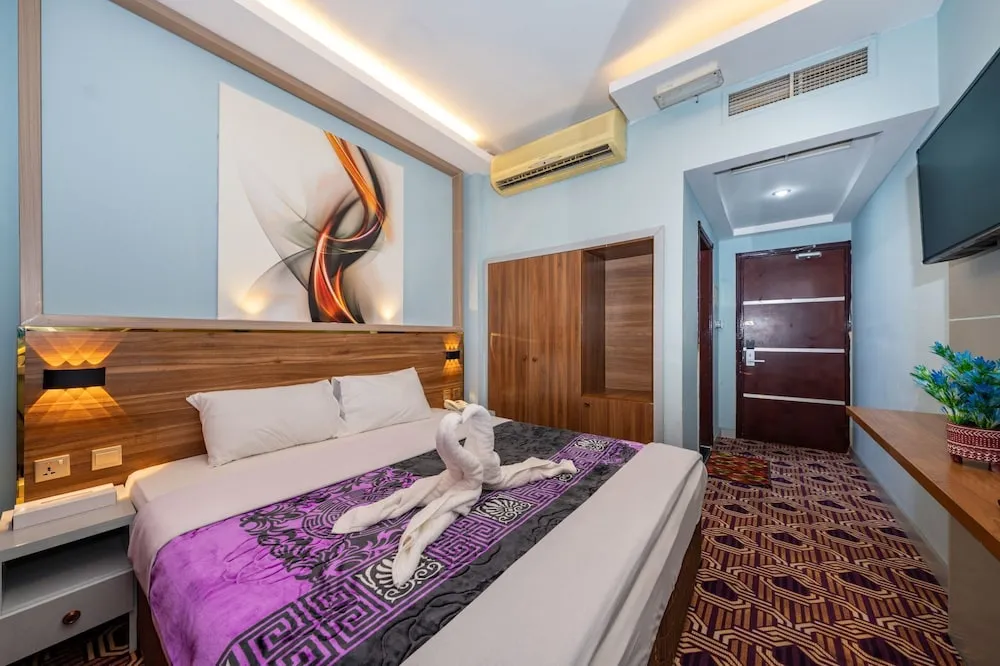 Standard Tek Büyük Yataklı Oda