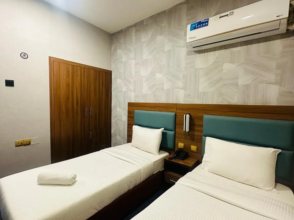 Standard Tek Büyük veya İki Ayrı Yataklı Oda