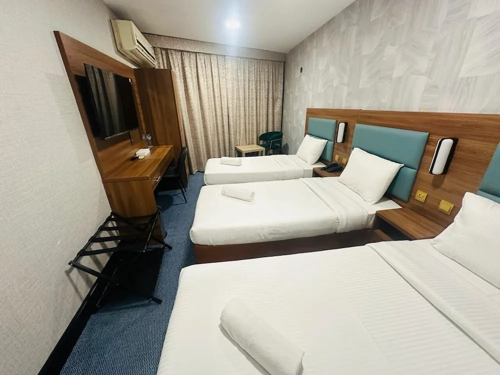 Family Üç Kişilik Oda