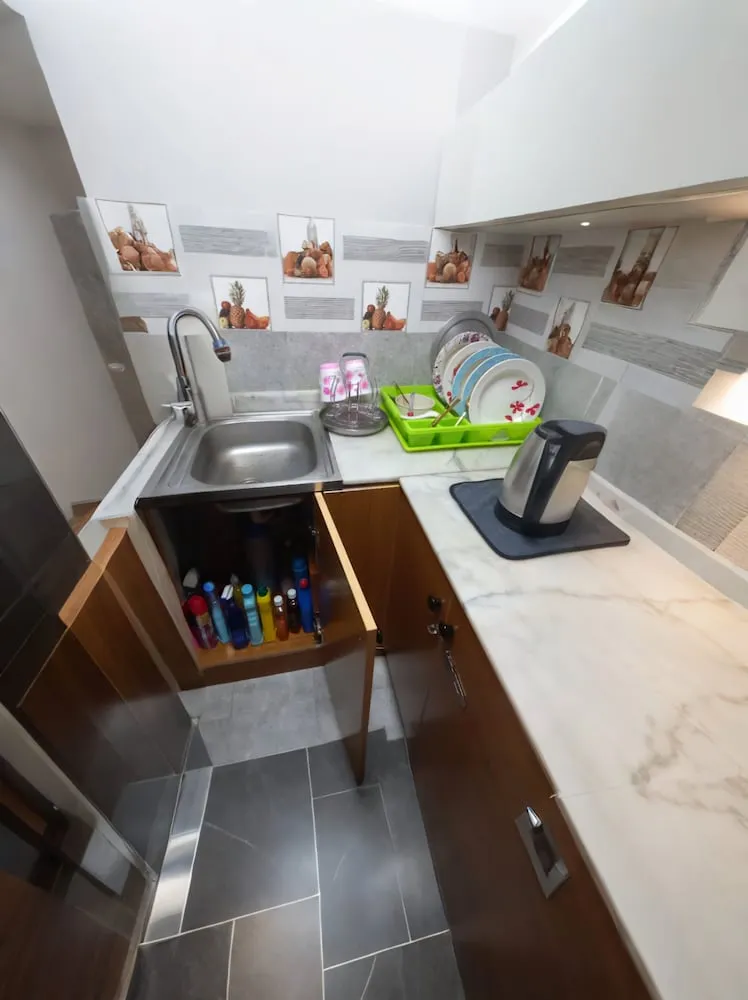 Standard Ortak Ranzalı Oda, Karma Ranzalı Oda, Sigara İçilmez