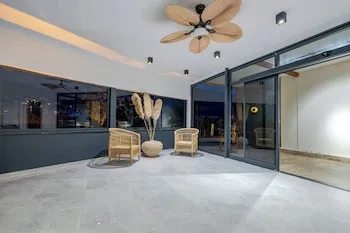 Rota Kilidonia Karaöz Suites&Villas