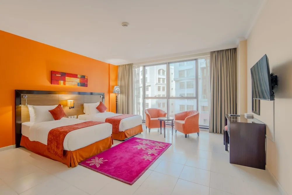 Deluxe Two Bedroom Apartment with Balcony