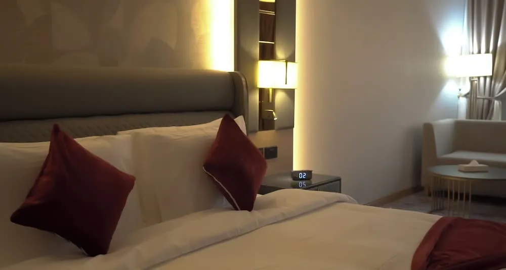 Standard Tek Büyük Yataklı Oda, Şehir Manzaralı