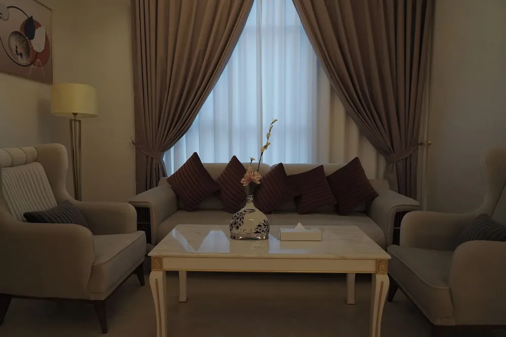 Junior Süit, Şehir Manzaralı