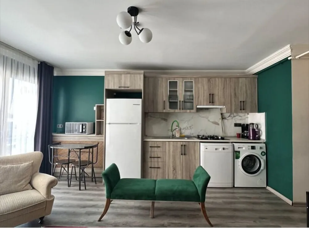 Superior Suite Annex Building