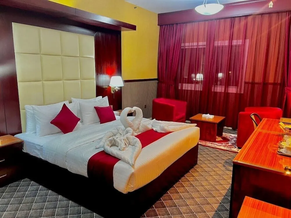 Tek Büyük veya İki Ayrı Yataklı Oda, Balkon