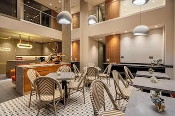 Erk Hotel