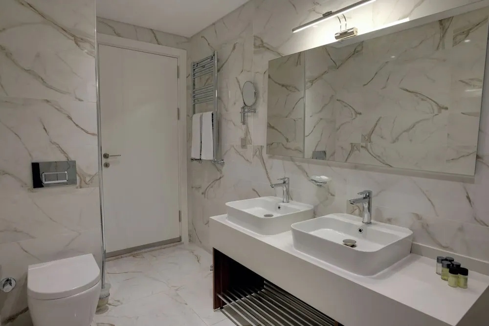 Junior Süit, Balkon, Dağ Manzaralı