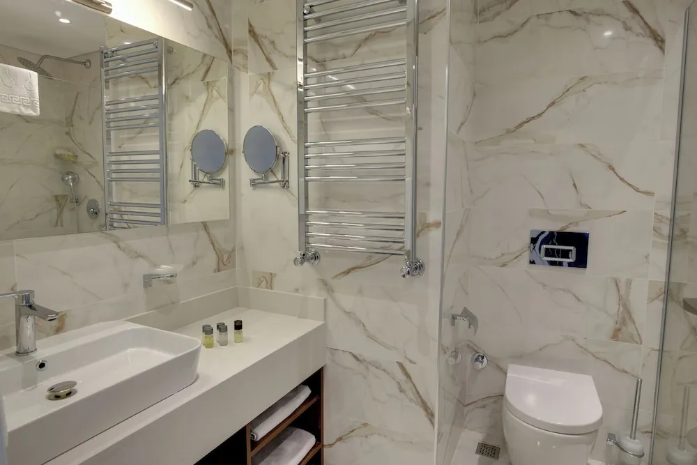 Junior Süit, Balkon, Dağ Manzaralı