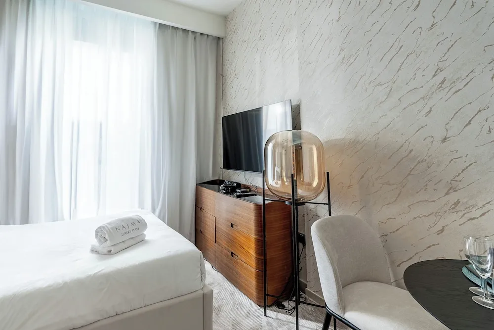 Deluxe Stüdyo, Balkon