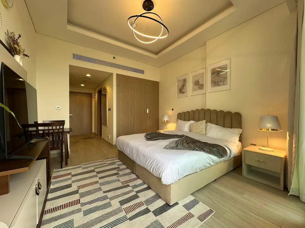 Luxury Apart Daire, Şehir Manzaralı