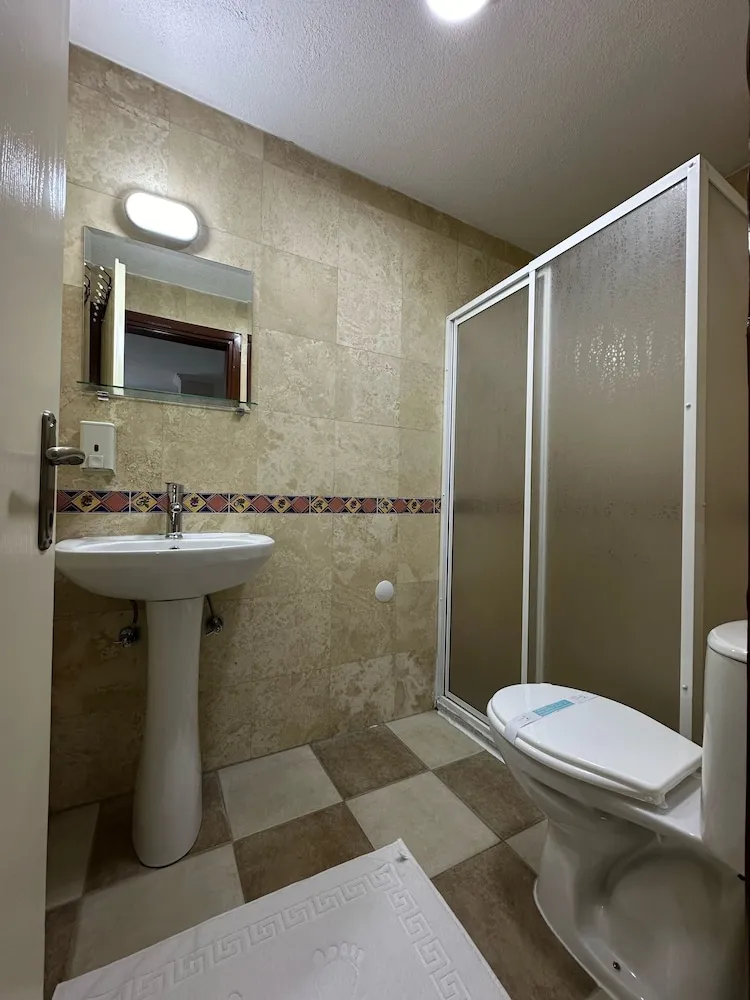 Standard Üç Kişilik Oda
